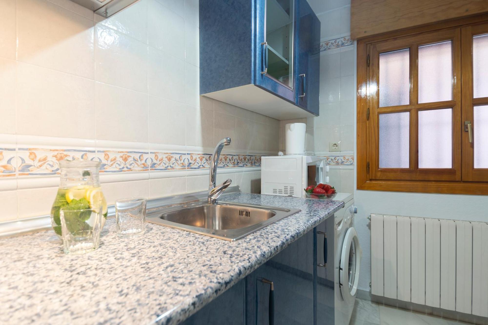 Apartamento Adultos Centro Nueva De La Virgen 2 Free Parking Гранада Екстер'єр фото